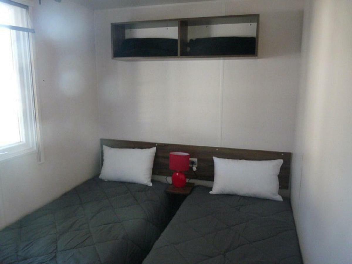Mobile Home Ht De Gamme Climatise Dans Le Camping **** De La Reserve Gastes Εξωτερικό φωτογραφία